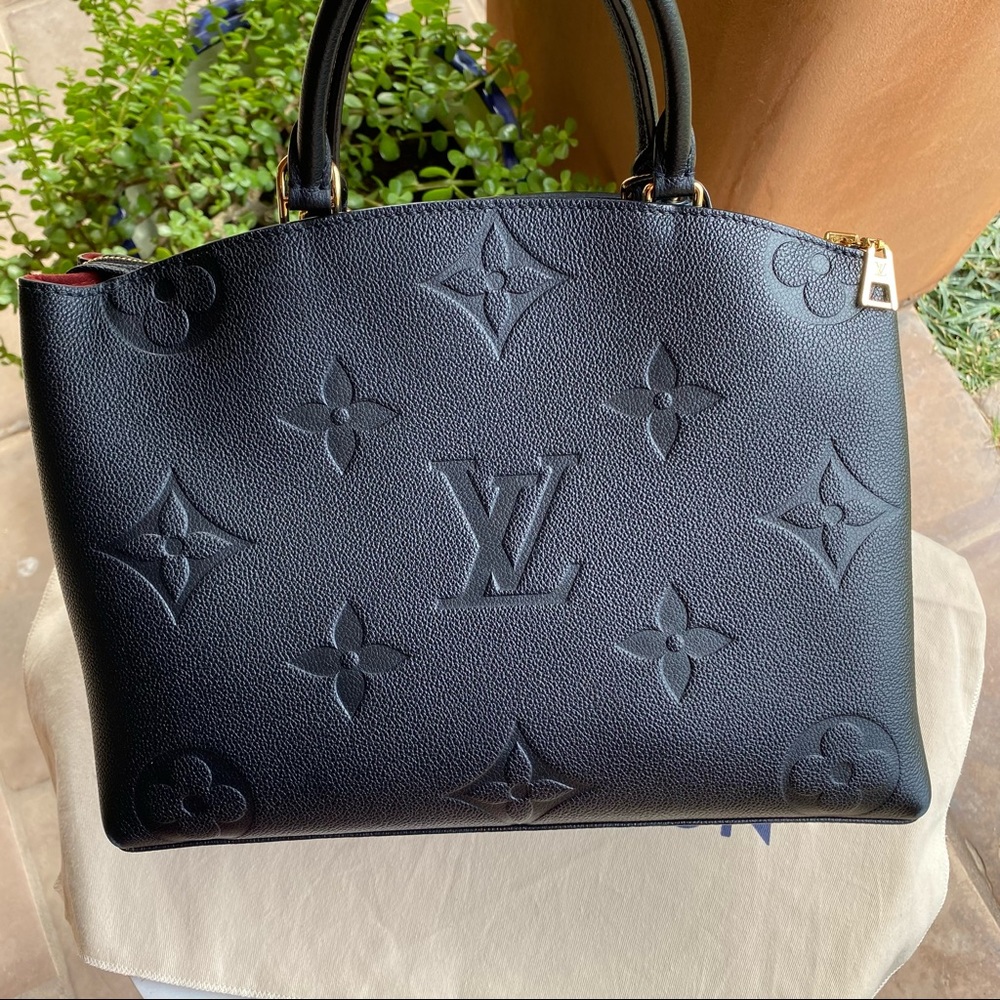 SOLD Louis Vuitton Grand Palais Black Empreinte Leather Tote - Picture 4 of 16